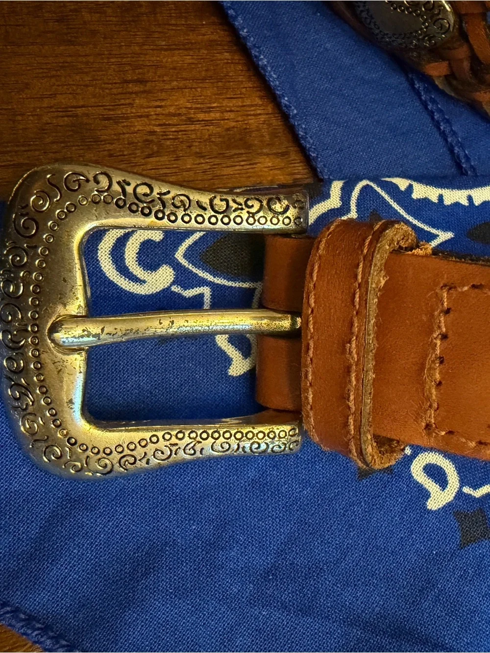 Vintage Y2K Fossil Classic Leather Braided Belt Silvertone Heart Conchos